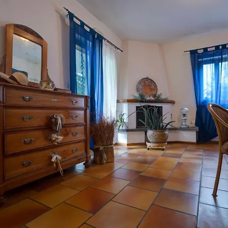 Petit Foyer Hotel 2*