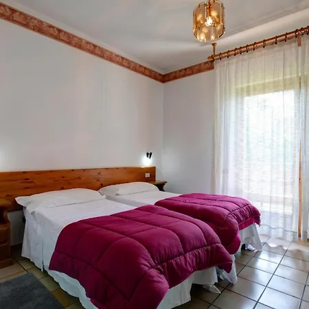 Petit Foyer Hotel
